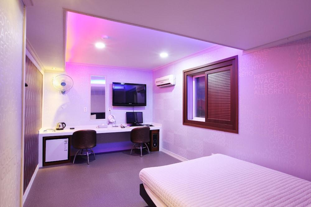 Top Motel Пусан Екстериор снимка