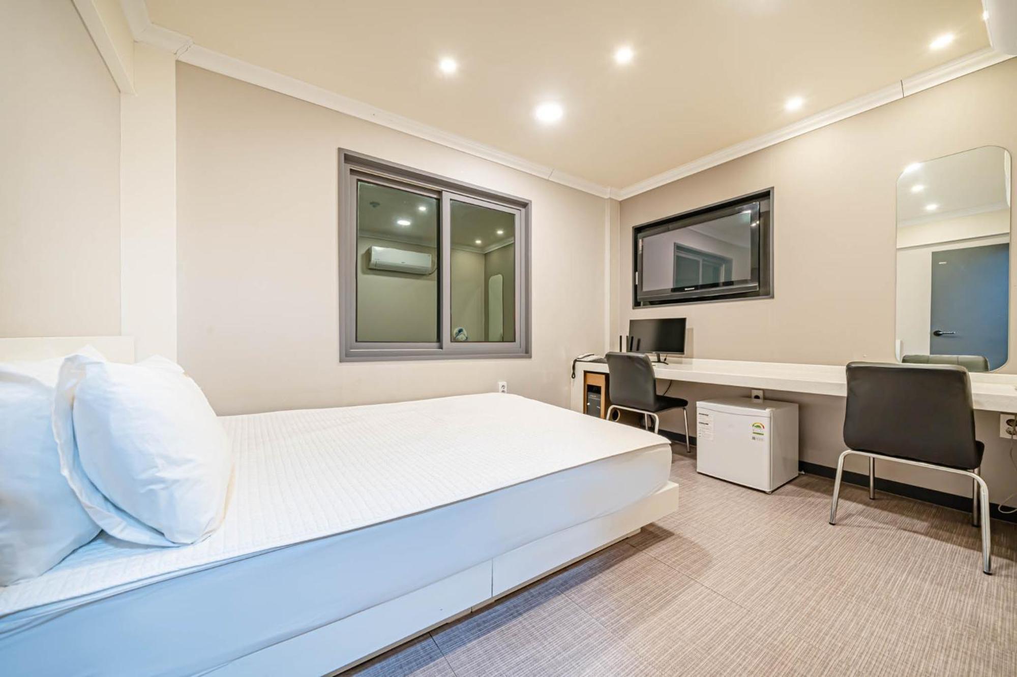 Top Motel Пусан Екстериор снимка