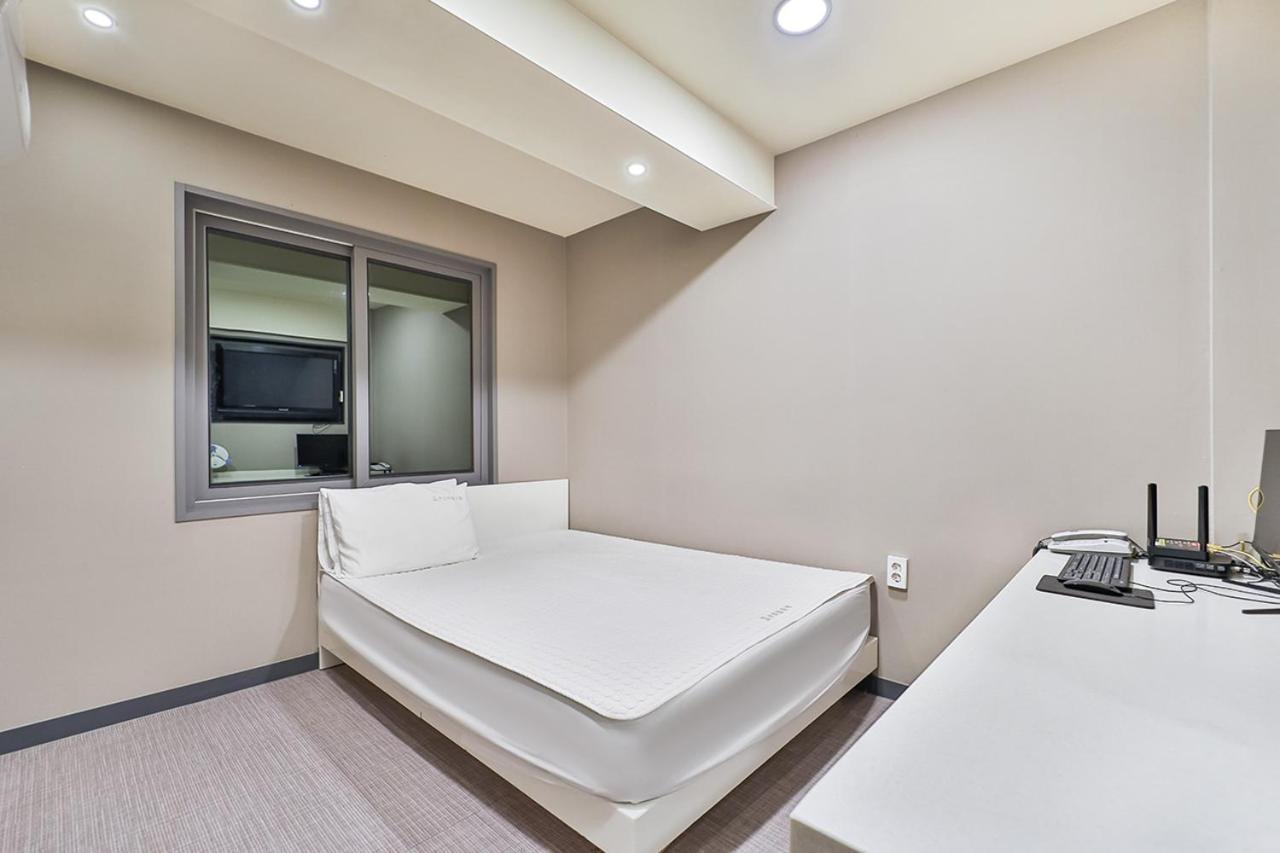 Top Motel Пусан Екстериор снимка