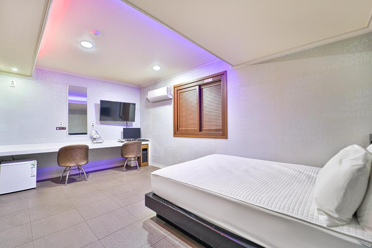 Top Motel Пусан Екстериор снимка